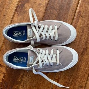 Keds with dream foam insoles. Size 9